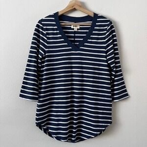 Pact Organic Cotton 3/4 Sleeve V-Neck Tee Blue White Stripes size small